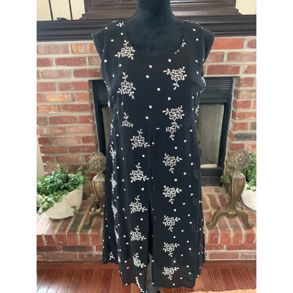 Vintage Newport News Black‎ White Embroidered Floral Sleeveless  Dress Size 6